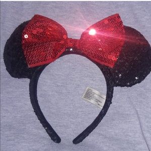 Black and red Minnie Mouse ears